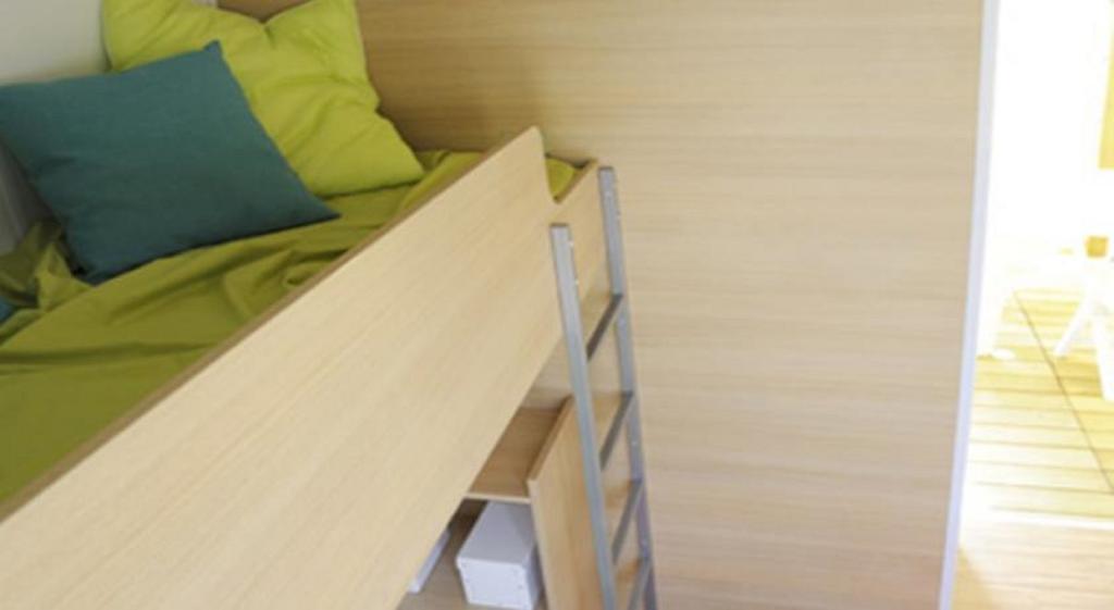 Hotel Camping Des Rochers Des Parcs Clécy Habitación foto